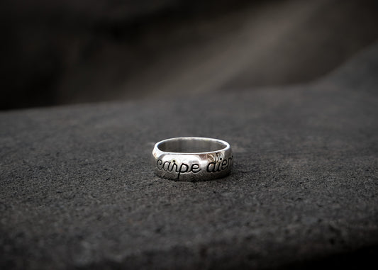 Carpe Diem Large Silver Ring