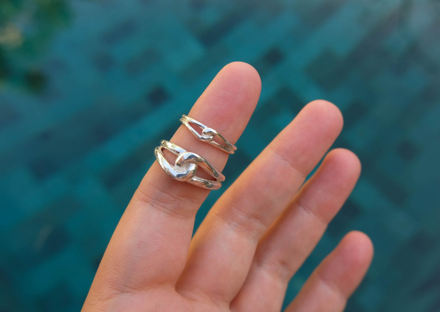 Knot Small Silver Ring
